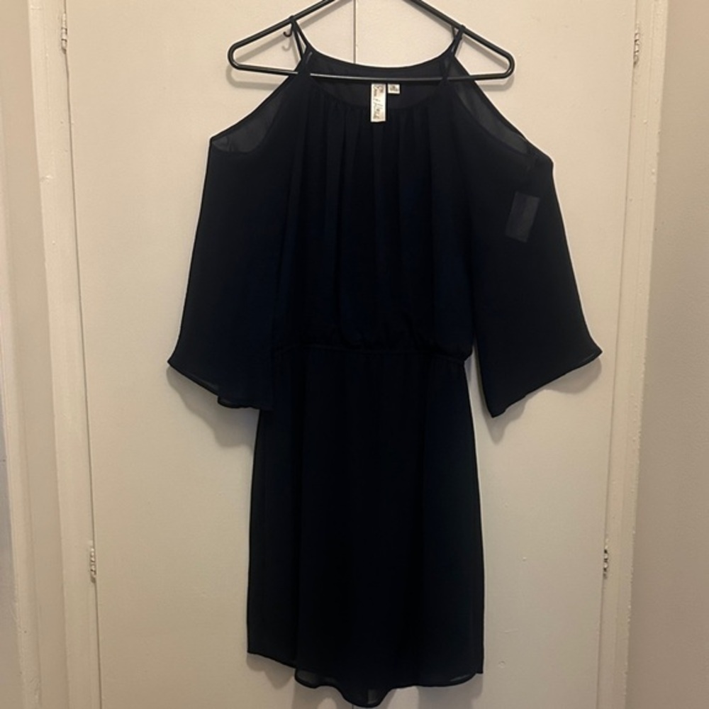 Emma & Michele Elegant dark blue Cold Shoulder Dress